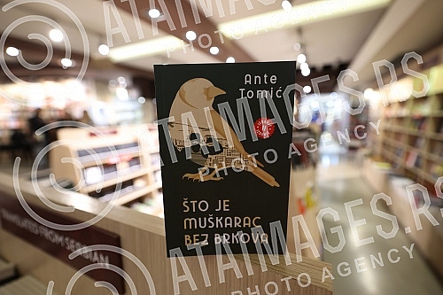 A literary evening with Anto Tomic, an award-winning Croatian writer, journalist and screenwriter, was held in the Bukmarker cafeteria, in the Delfi SKC bookstore.Knjizevno vece s Antom Tomicem, nagradjivanim hrvatskim piscem, novinarom i scenarist