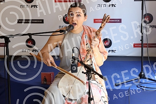 On the World Music Day, the promotion of the album 