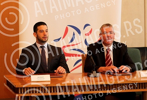 Potpisivanje ugovora izmedju Ministarstva omladine i sporta Republike Srbije i Sportskog saveza Srbije u Palati Srbija Potpisivanje ugovora izmedju Ministarstva omladine i sporta Republike Srbije i Sportskog saveza Srbije u Palati Srbija