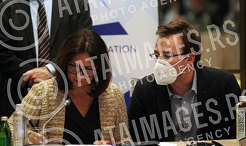 The Association of Judges of Serbia, with the support of the OSCE Mission to Serbia, organized a conference on Constitutional Change in Serbia. Drustvo sudija Srbije uz podrsku Misije OEBS u Srbiji organizovalo je konferenciju Ustavne promene u Srb