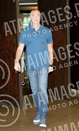 Press conference on the departure of the senior men's national team of Serbia to the World Cup in China.
Konferencija za medije u hotelu Crown Plaza povodom odlaska seniorske muske reprezentacije Srbije na Svetsko prvenstvo u Kinu. Press conference on the departure of the senior men's national team of Serbia to the World Cup in China.
Konferencija za medije u hotelu Crown Plaza povodom odlaska seniorske muske reprezentacije Srbije na Svetsko prvenstvo u Kinu.