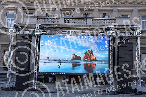 The City Assembly is preparing to welcome the women's basketball team that won a gold medal at the European Championships.
U Skupstini grada su u toku pripreme za docek zenske kosarkaske reprezentacije koja je osvojila zlatnu medalju na Evropksom p The City Assembly is preparing to welcome the women's basketball team that won a gold medal at the European Championships.
U Skupstini grada su u toku pripreme za docek zenske kosarkaske reprezentacije koja je osvojila zlatnu medalju na Evropksom p