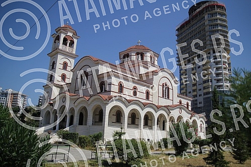 Durees - town and port on the Adriatic coast.
Drac - grad i luka na obali Jadranskog mora. P Durees - town and port on the Adriatic coast.
Drac - grad i luka na obali Jadranskog mora. P