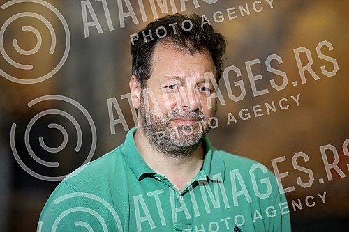 The second in a series of tribunes within the cycle 