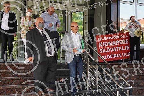 On the occasion of all the lies of the mafia clan of Veljko Belivuk and tycoon politicians close to them and their media in the country and abroad, the vice president of the SNS Main Board Milos Vucevic filed a criminal complaint against Serbian Pres