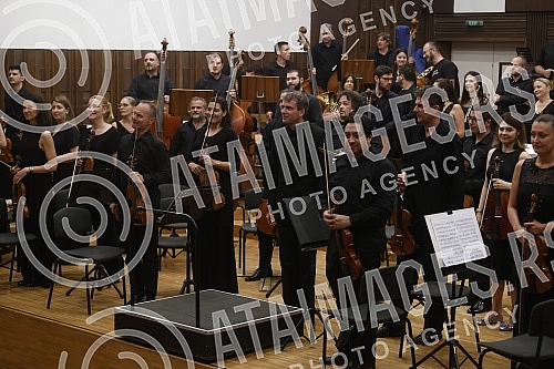 The ceremony marking the 99th anniversary of the Belgrade Philharmonic and the presentation of the conceptual design of Amanda Levete for the future BF Concert Hall was held in the Belgrade Philharmonic Hall.Svecanost povodom obelezavanja 99 godina