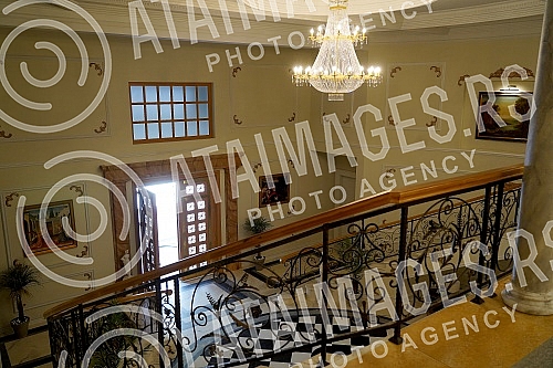 In consultation with the American production company CBS, which owns the license, Emotion Production in cooperation with TV Pink in Simanovci has started filming the domestic version of the famous series 