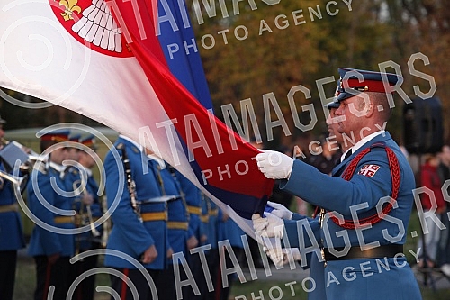 Honorary units of the Serbian Army Guard from the Sava Terrace of the Belgrade Fortress fired honorary artillery fire in honor of the Day of Reconciliation in the First World War - a national holiday in the Republic of Serbia. Pocasne jedinice Gard