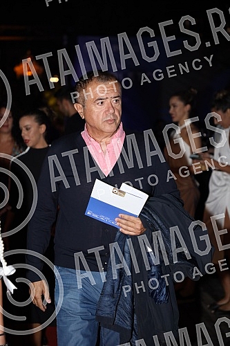 The project Opera on the water on the plateau behind the Geozavod was realized for the fourth time in the capital of Serbia, and the program included an all-evening performance of the opera Rigoletto, in which the main title role was played by the fa