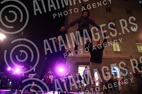 European Movement in Serbia organized flash mob Serbia is Europe.
Evropski pokret u Srbiji je organizovao flash mob Srbija jeste Evropa. European Movement in Serbia organized flash mob Serbia is Europe.
Evropski pokret u Srbiji je organizovao flash mob Srbija jeste Evropa.