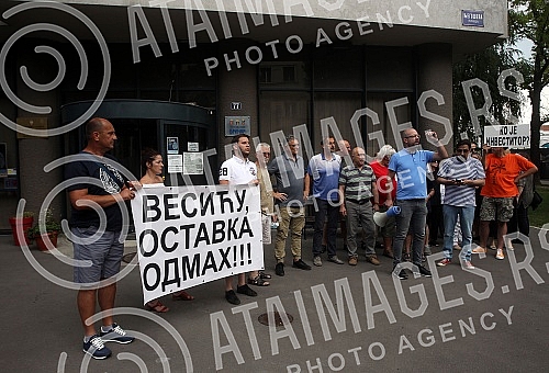 A protest against the demolition of a residential building in Vidovdanska Street, organized by the coalition 