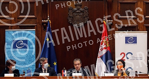 The symposium in the Assembly of Serbia marked the 20th anniversary of the Council of Europe Office in Belgrade.Simpozijumom u Skupstini Srbije obelezeno je 20 godina rada Kancelarije Saveta Evrope u Beogradu.