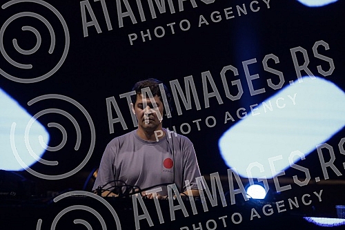 The long-awaited Matinée Fest will host the world's biggest stars of the electronic music scene from August 26 to 28, at the Kalemegdan Fortress, near Pobednik. Dugo ocekivani festival Matinée Fest od 26. do 28. avgusta ugostice najvece svetske zve