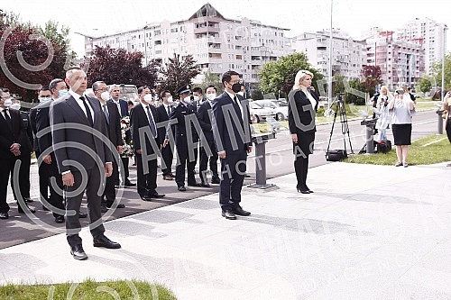 The 23rd anniversary of the bombing of the Embassy of the People's Republic of China in Belgrade in 1999, when three Chinese journalists were killed, was marked in Confucius Street.
U Konfucijevoj ulici obelezavena je 23. godisnjica bombardovanja A The 23rd anniversary of the bombing of the Embassy of the People's Republic of China in Belgrade in 1999, when three Chinese journalists were killed, was marked in Confucius Street.
U Konfucijevoj ulici obelezavena je 23. godisnjica bombardovanja A