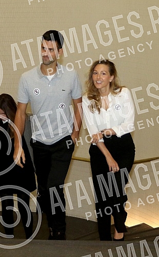 HR simulation - Original talks organized by the Djokovic Foundation.HR simulacija - Originalni razgovori u organizaciji Djokovic fondacije.