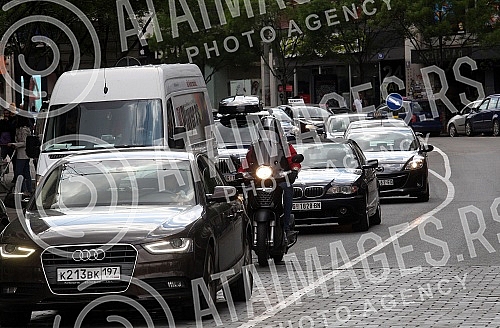 Life is slowly returning to normal after mitigating measures to combat the coronavirus epidemic.Zivot se polako vraca u normalne tokove posle ublazavanje mera borbe protiv epidemije korona virusa.