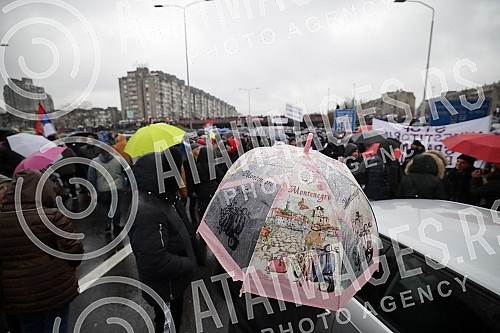 Blockade of traffic on the highway near the Sava Center with a request to ban the work of Rio Tinto in Serbia.Blokada saobracaja na auto-putua kod Sava centra sa zahtevom za zabranu rada Rio Tinta u Srbiji.