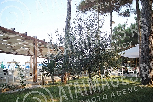 Sandy beach in Durres.Pescana plaza u Dracu.