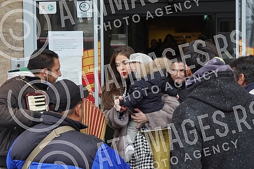 Municipal wedding of Marko Trajkovic, another singer Radisa Trajkovic Djanija.Opstinsko vencanje Marka Trajkovica, drugog sia pevaca Radise Trajkovica Djanija.