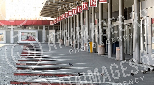 In Serbia, intercity bus service was suspended at noon to prevent the spread of the coronavirus.
U Srbiji je u podne obustavljen medjugradski autobuski prevoz zbog sprecavanja sirenja korona virusa. In Serbia, intercity bus service was suspended at noon to prevent the spread of the coronavirus.
U Srbiji je u podne obustavljen medjugradski autobuski prevoz zbog sprecavanja sirenja korona virusa.