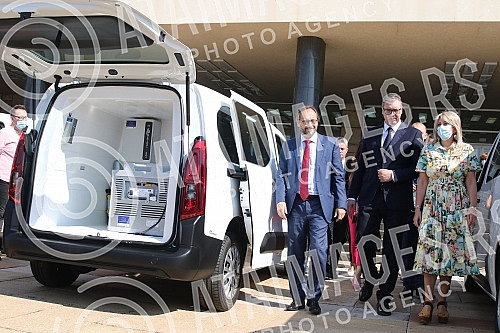 The President of the Republic of Serbia, Aleksandar Vucic, attended the handover of 26 specialized vehicles for the transport of vaccines and medical personnel procured with IPA 2020 funds through the EU Local Development Project (EU PRO PLUS), imple