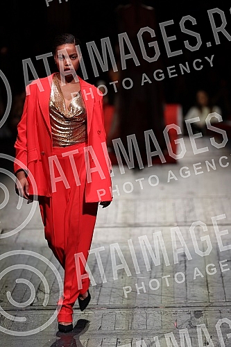 The 50th L'Oreal Belgrade Fashion Week closed with a fashion show of the VIgorÂ® collection of Igor Todorovic's atelier.Modnom revijom kolekcije VIgorÂ® ateljea Igora Todorovica zatvorena je 50. L'Oreal beogradska nedelja mode. 