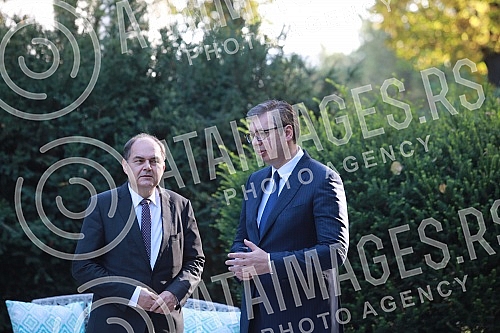 The President of the Republic of Serbia, Aleksandar Vucic, met with the High Representative of the International Community in Bosnia and Herzegovina, Christian Schmidt, at Villa Mir.Predsednik Republike Srbije Aleksandar Vucic sastao se sa Visokim 