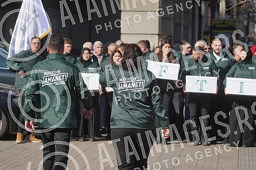 The Party of Justice and Reconciliation handed over the list for the parliamentary elections to the MUFTI'S TAX - Party of Justice and Reconciliation - Usame Zukorlic and certified statements of voters who support her at the seat of the Republic Elec The Party of Justice and Reconciliation handed over the list for the parliamentary elections to the MUFTI'S TAX - Party of Justice and Reconciliation - Usame Zukorlic and certified statements of voters who support her at the seat of the Republic Elec