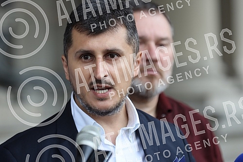 Milos Pavlovic, head of the People's Party's committee group, who will appeal to the Belgrade High Court to annul illegal decisions on the election of mayors, deputy mayors and members of the City Council, held a press conference in front of the Belg