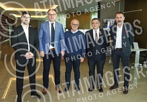 The Chess Federation of Serbia organized a gathering with the media at the Crowne Plaza Hotel on the occasion of the signing of the Agreement on the organization of the FIDE Grand Prix tournament in Belgrade, which will be held from February 28 to Ma