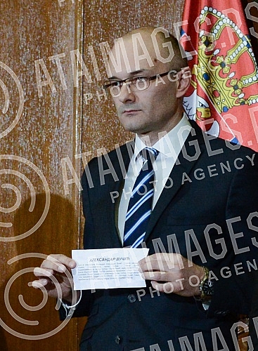 The draw was held which specifies the number of the candidates for election to the President of the Republic of Serbia.Odrzan zreb kojim se utvrdjuje redni broj kandidata na izborima za predsednika Republike Srbije.