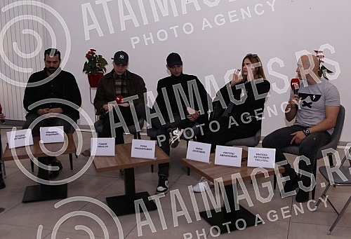 Press conference of the acting and author team of the film 