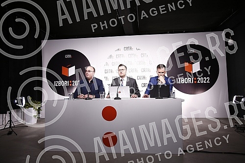 A press conference was held in Miljenko Dereta's premises, at which the CRTA observation mission announced preliminary findings on the monitoring of the election day and the assessment of the quality of the voting process.U prostoru Miljenko Dereta