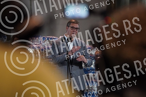 The President of the Republic of Serbia, Aleksandar Vucic, visited the warehouse of the Republic Directorate for Commodity Reserves - General Cargo Warehouse, Belgrade.Predsednik Republike Srbije Aleksandar Vucic obisao je skladista Republicke dire