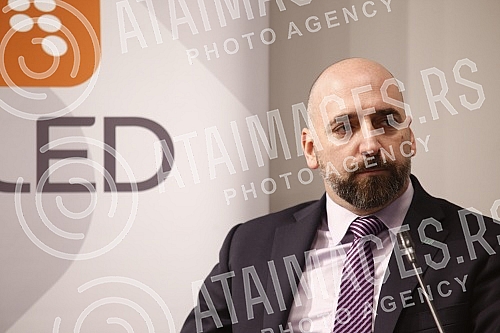 A solemn meeting of the Alliance for Fair Competition was held in the premises of NALED.U prostorijama NALED-a odrzana je svecana sednica Saveza za fer konkurenciju.