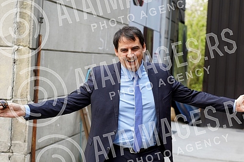 Zoran Kesic in front of the United media studio where the show Zoran Kesic in front of the United media studio where the show