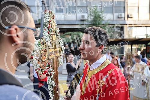 Today, the City of Belgrade celebrates its glory, the Ascension of the Lord - Savior's Day, and on that occasion, this year the Savior's Day liturgy passed through the central city streets and reached the plateau in front of the Temple of St. Sava, w