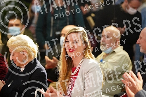 The Belgrade Drama Theater celebrated its 74th birthday, and on that occasion, annual awards were given.Beogradsko dramsko pozoriste proslavilo je 74. rodjendan, a tom prilikom dodeljenje su godinje nagrade. 