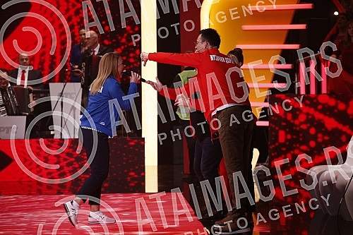 In the RTS studio in Kosutnjak, the recording of a new music sou program, the Music Derby show, has started, as a sign of support for our national team, which is going to Qatar for the football championship.
U studiju RTS na Kosutnjaku pocelo je sni In the RTS studio in Kosutnjak, the recording of a new music sou program, the Music Derby show, has started, as a sign of support for our national team, which is going to Qatar for the football championship.
U studiju RTS na Kosutnjaku pocelo je sni