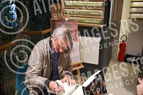 Basketball coach, selector of the Serbian national team Svetislav Pesic signed his autobiographical book 
