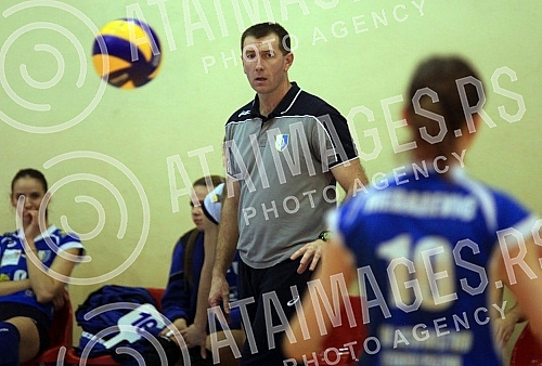 Druga polufinalna utakmica finalnog turnira Kupa Srbije izmedju OK Jedinstvo (Strara Pazova) i OK Crvena Zvezda (Beograd).