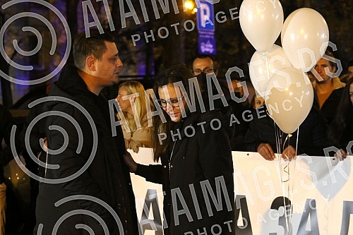 Parents, family and friends of little Despot Mrdjic, who was killed in Prvomajska Street in Zemun on November 24, 2020, when his leg was stuck in the door when getting off the bus, gathered tonight, on the anniversary of his death, and blocked traffi