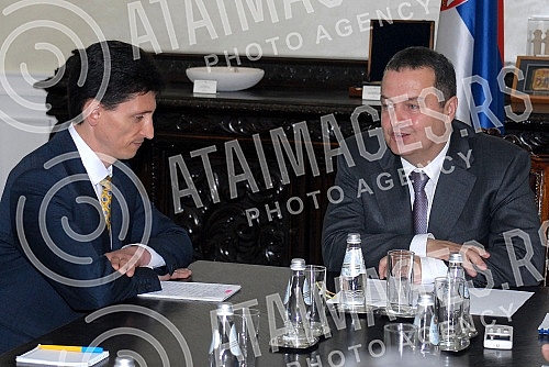 Ivica Dacic - ministar spoljnih poslova primio je u posetu Oleksandra Aleksandrovica - novoimenovanog ambasadora Ukrajine u Srbiji.