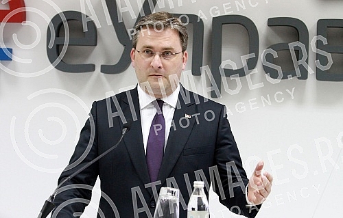 Presentation of the new e-Consulate electronic service project in the Office for IT and eGovernment.Predstavljanje novog projekta elektronske usluge e-Konzulat u Kancelariji za IT i eUpravu