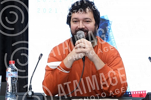 A press conference was held in Kombank Hall on the occasion of the Serbian premiere of the documentary film 