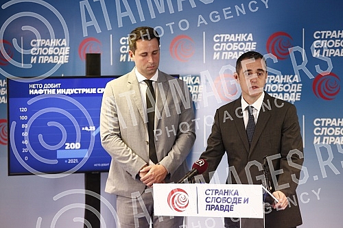 The press conference of the Party of Freedom and Justice, the topic of which was what we should do to mitigate the effects of the crisis on citizens, was held at the party's headquarters.Konferencija za medije Stranke slobode i pravde cija je tema 