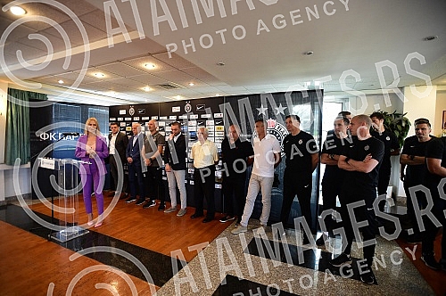 The official call of FK Partizan before the start of the 2022/2023 season was held at the Partizan - Teleoptik Sports Center, and then the first training session was held.
Zvanicna prozivka FK Partizana pred pocetak sezone 2022/2023 odrzana je u Spo The official call of FK Partizan before the start of the 2022/2023 season was held at the Partizan - Teleoptik Sports Center, and then the first training session was held.
Zvanicna prozivka FK Partizana pred pocetak sezone 2022/2023 odrzana je u Spo