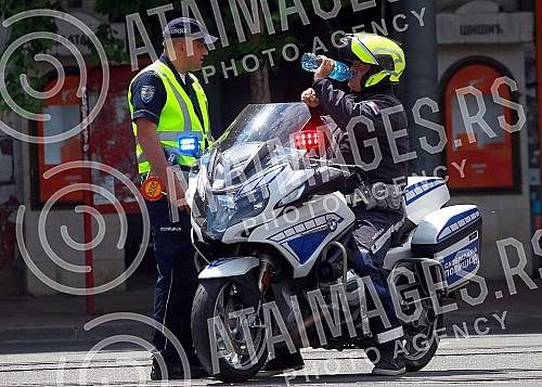 Police on the streets of Belgrade.Policija na ulicama Beograda.