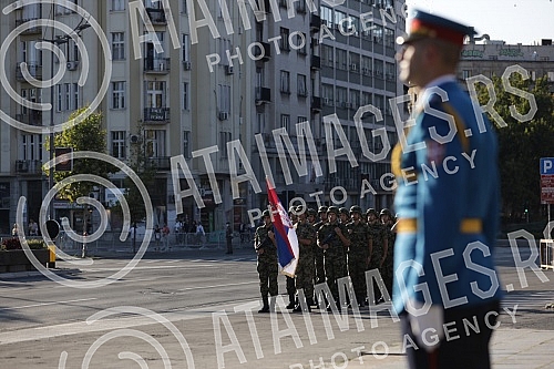The general rehearsal of the ceremony on the occasion of the promotion of the youngest officers of the Serbian Army was held in front of the House of the National Assembly.Generalna proba svecanosti povodom promocije najmladjih oficira Vojske Srbij