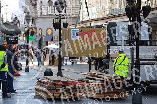 Dismantling of New Year's lighting elements in Knez Mihailova street.Demontaza elemenata novogodisnje rasvete u Knez Mihailovoj ulici. 